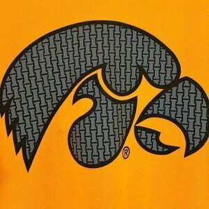 Vintage Iowa Hawkeyes Gold Oversized Hawkeye Crewneck Sweatshirt large